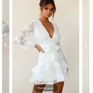 Selfie Leslie white lace dress